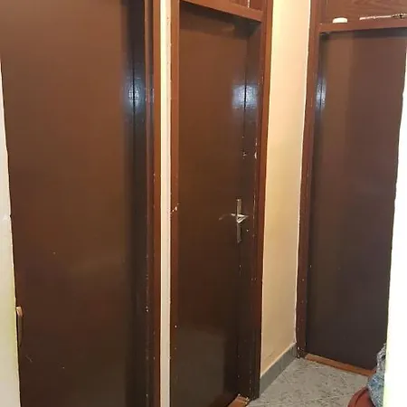 Quarto em Acomodações Particulares For A Real Price Podgorica