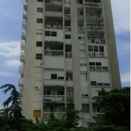 Quarto em Acomodações Particulares For A Real Price Podgorica